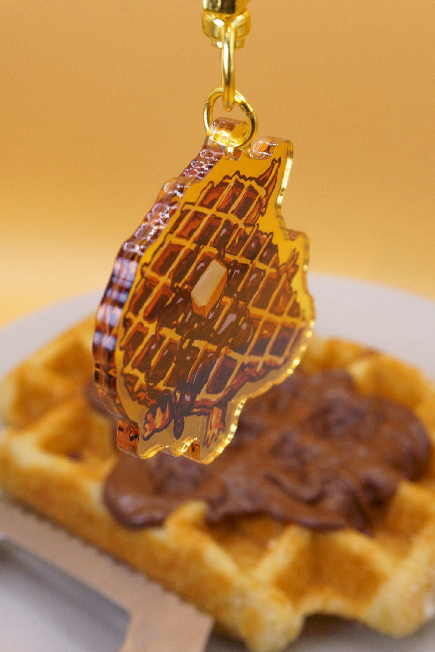 Crocowaffle Acrylic Keycharm AlienInAJar
