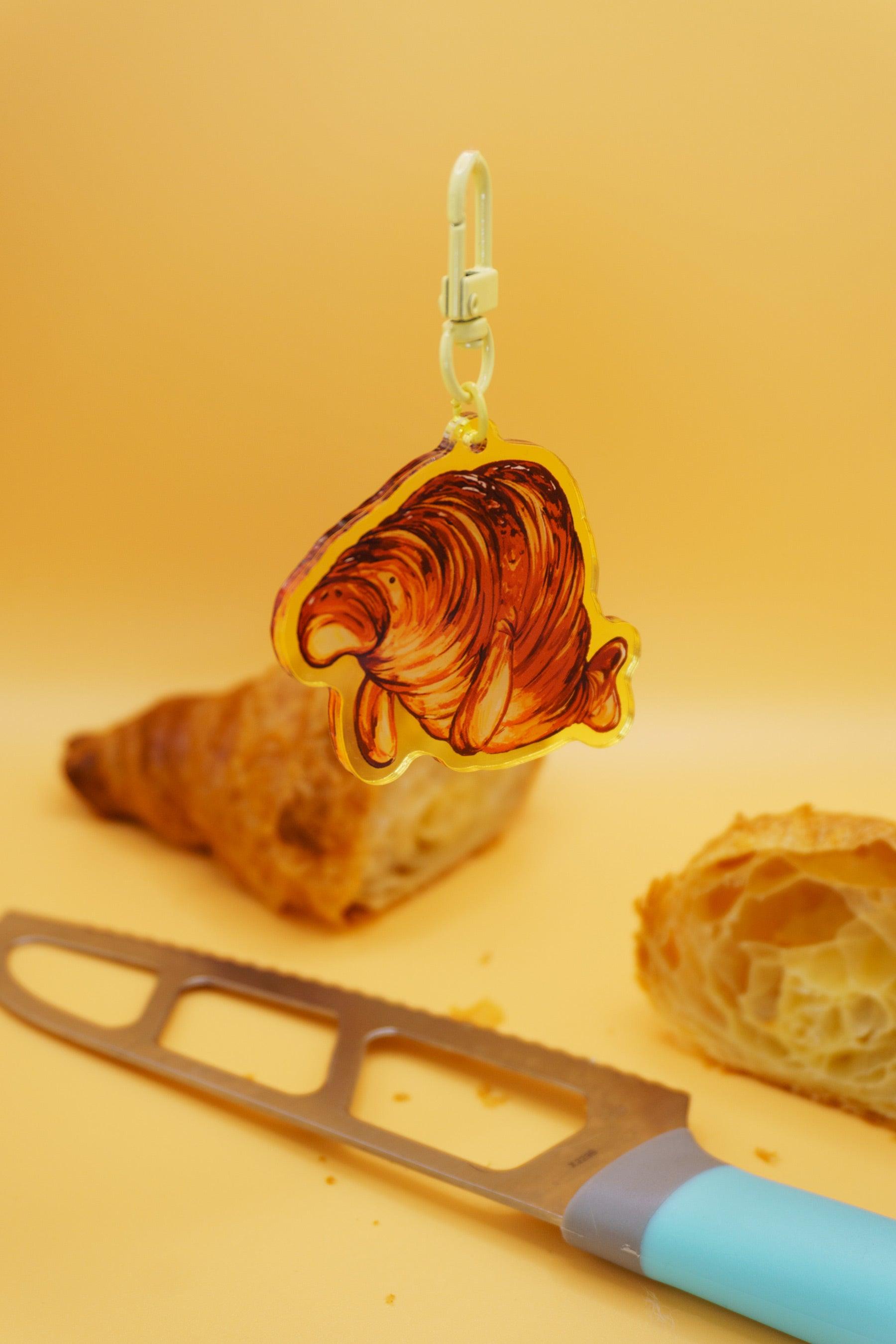 Croissanatee Acrylic Keycharm AlienInAJar