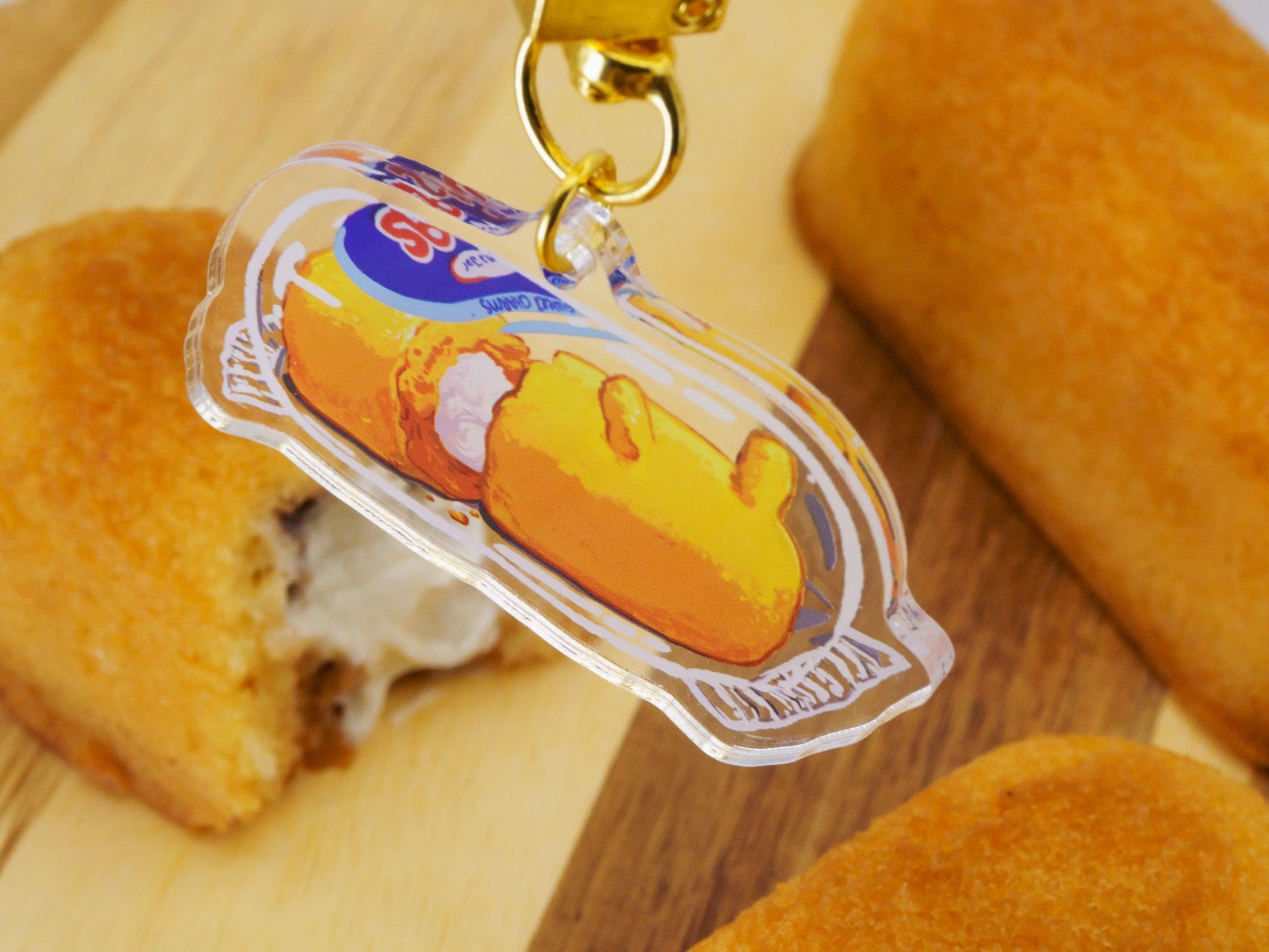 Slugsies Golden Sponge Cake Keycharm AlienInAJar
