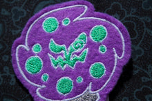 Load image into Gallery viewer, Ghost Pokemon Glow in the dark Sew-On Patches
